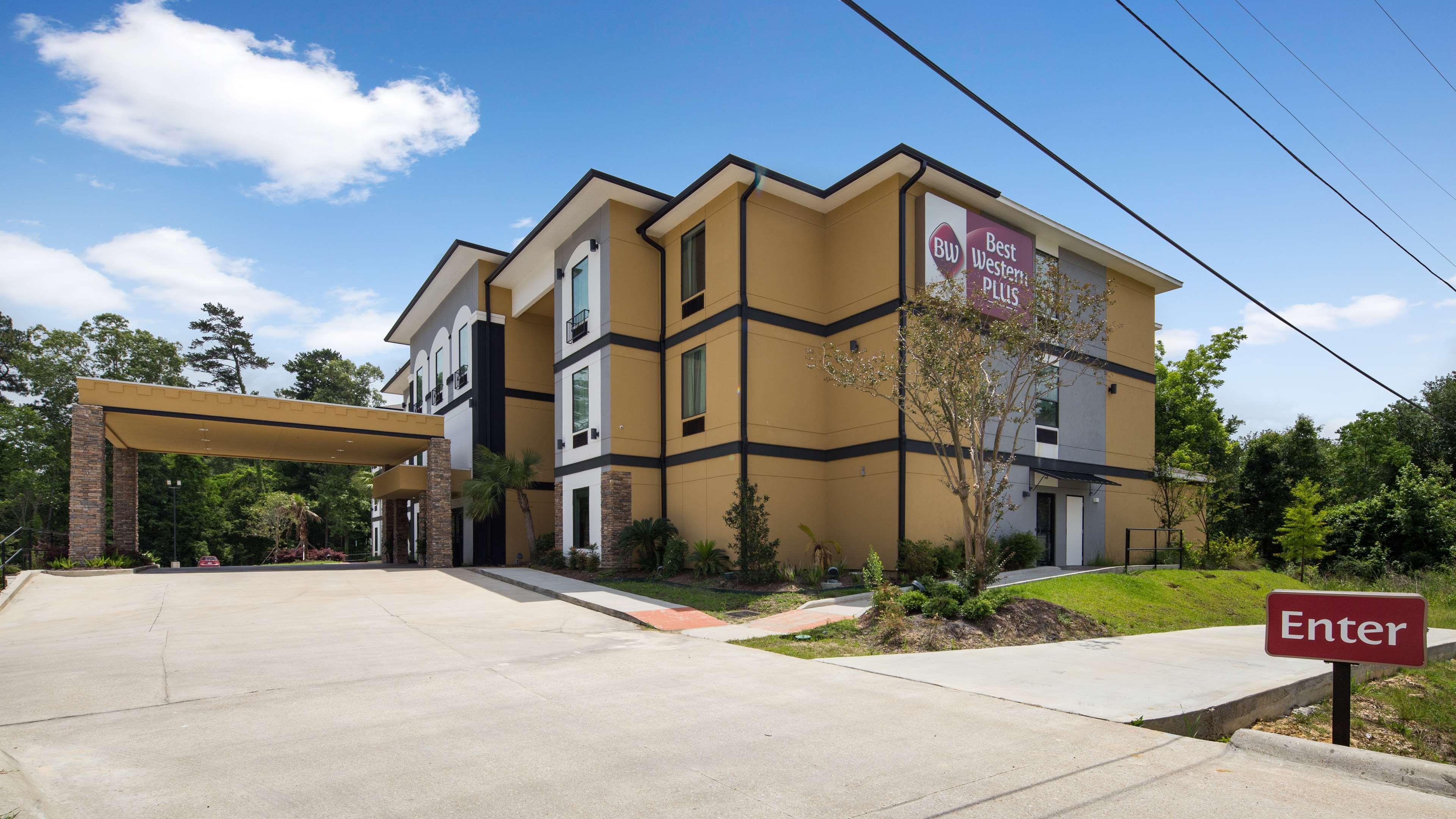 Best Western Plus Regency Park Walker Buitenkant foto