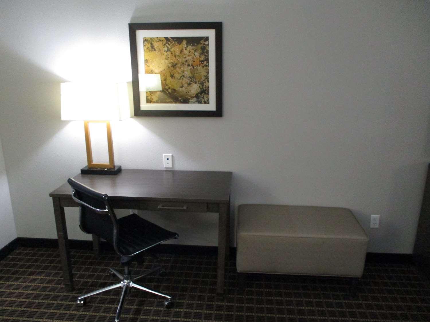 Best Western Plus Regency Park Walker Buitenkant foto